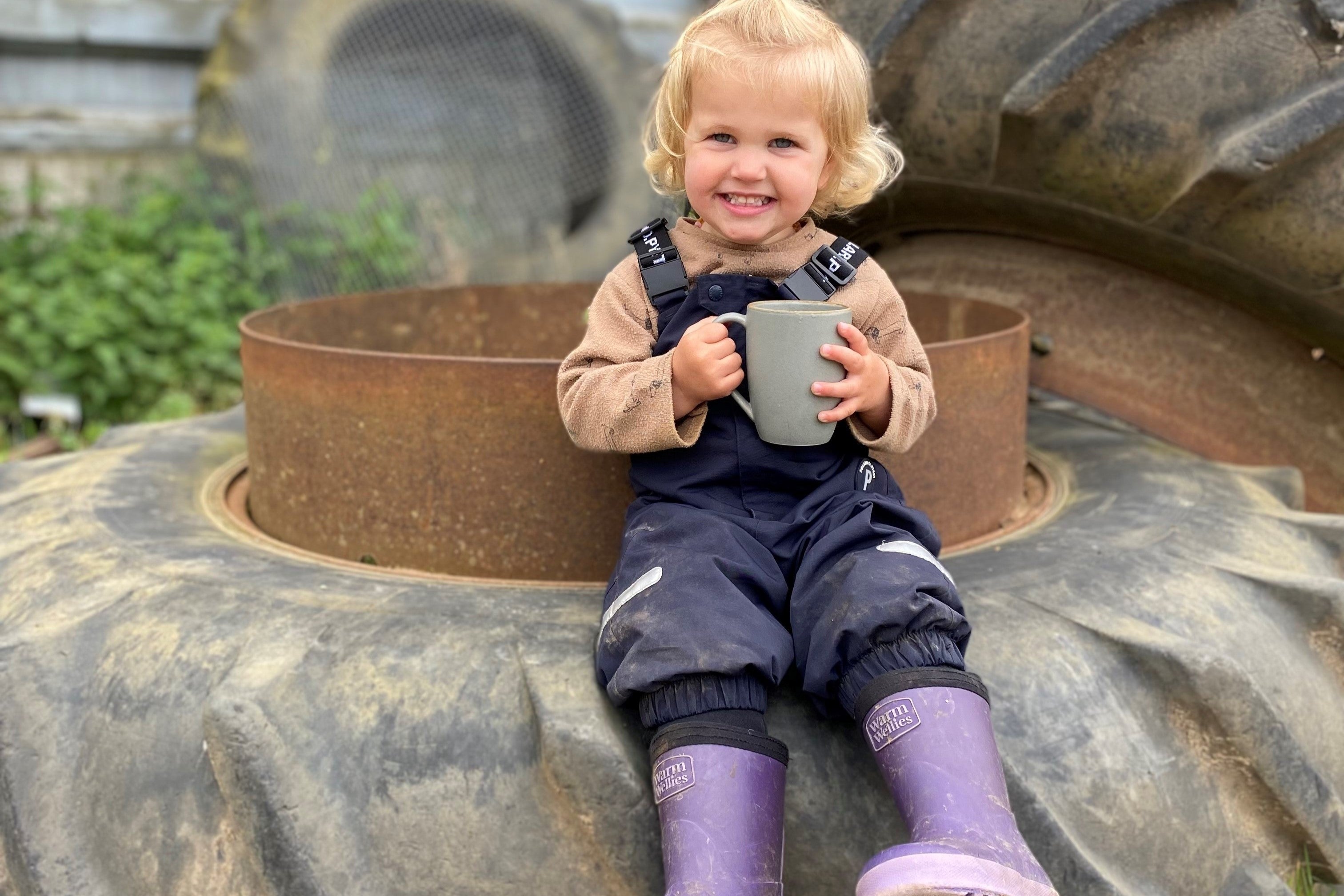 Child wearing Warm Wellies